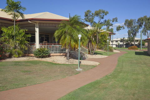 Western Heritage Motor Inn - Accommodation Cairns 1