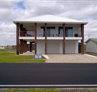 White Caps BB Apartment - Accommodation Cairns