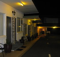 White Manor Motel - Accommodation Cairns