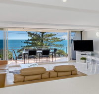 Wickham Point Unit 2 44 Victoria Tce Kings Beach - Accommodation Cairns