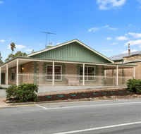 Williamstown Bed and Breakfast - Accommodation Cairns