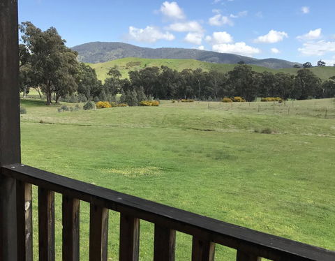 Wimmera Hills Winery - Accommodation Cairns 1