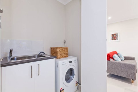 Woodlands - Home With A View - Accommodation Cairns 1