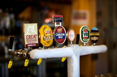 Yandina Hotel - Accommodation Cairns 2