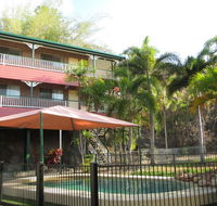 Yongala Lodge by The Strand - Accommodation Cairns