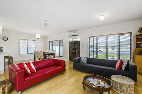 Zaahira House - Accommodation Cairns 1