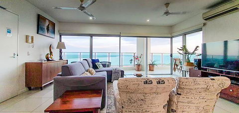 ZEN BY THE WATER - Darwin Premier Retreat - Accommodation Cairns 3