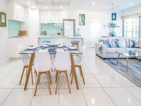 ZEN TOWERS - COZY HOLIDAY HOME For Families In CBD - Accommodation Cairns 0