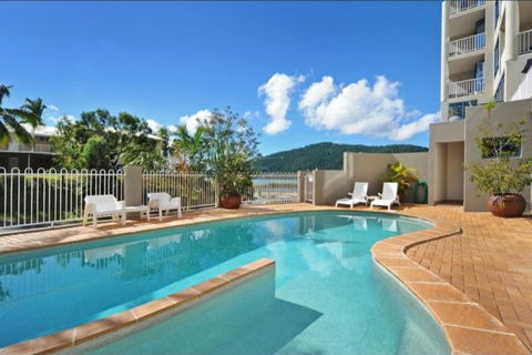AirliediseNO Hills5min Walk 2 Port Of Airlie/Ferry TerminalWiFiNetflix - Accommodation Cairns 2