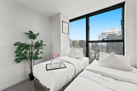 A 2BR Apt On Collins With City Views FREE Parking - Accommodation Cairns 3