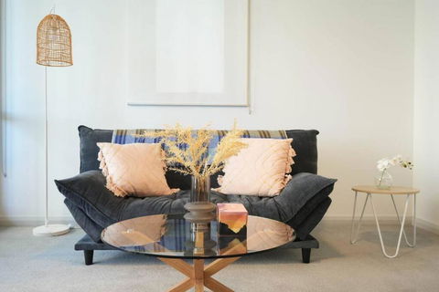 Adorable One Bedroom APT In Heart Of WWP - Accommodation Cairns 0