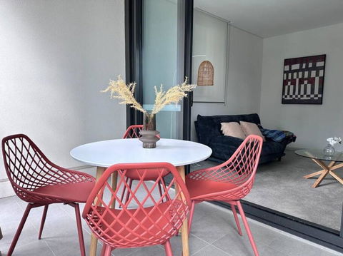 Adorable One Bedroom APT In Heart Of WWP - Accommodation Cairns 4