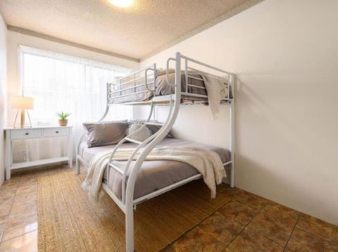 Affordable Relaxing GC Getaway - Accommodation Cairns 4