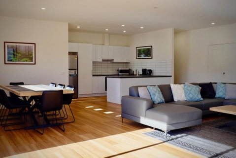 All Seasons Marysville - Accommodation Cairns 0