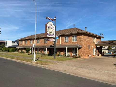 All Settlers Motor Inn Parkes - Accommodation Cairns 0