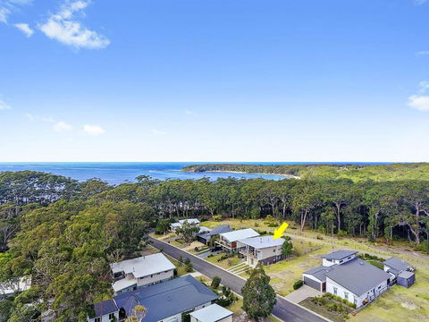 Allawah Beach House - Accommodation Cairns 1