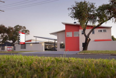 Altitude Motel Apartments - Accommodation Cairns 0