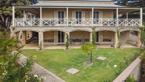 Alton House By Wine Coast Holidays - Accommodation Cairns 0