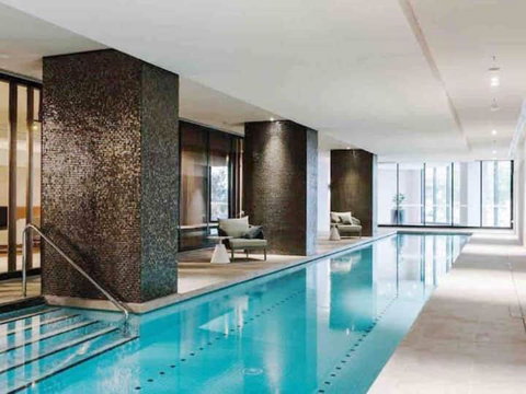 Amazing CBD 3BR Apt Bayview Free Parking - Accommodation Cairns 0