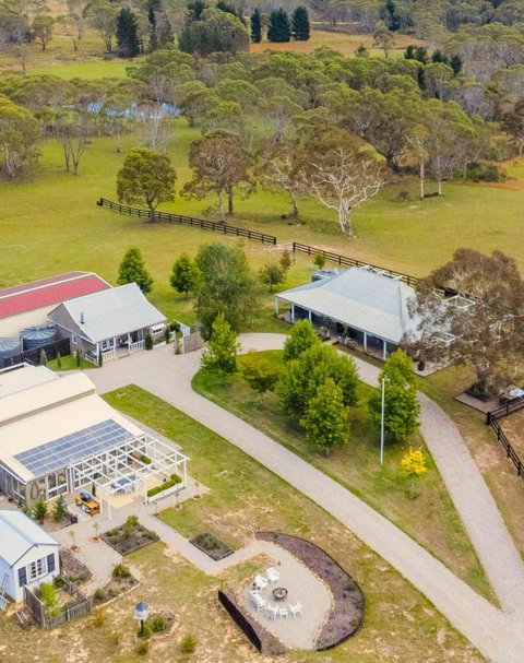 Amberlea Homestead & Cottage - Accommodation Cairns 0