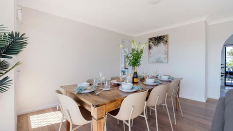 Anchorage - Accommodation Cairns 2