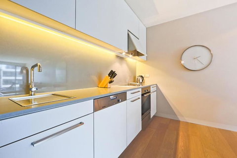 Aurora 14 - Accommodation Cairns 3