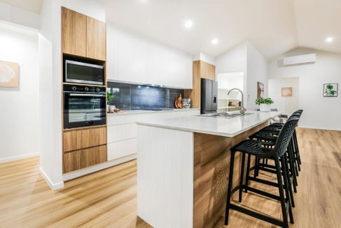 Aquatic Abode - Accommodation Cairns 3