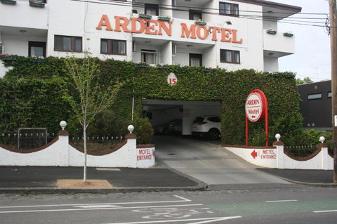 Arden Motel - Accommodation Cairns 0