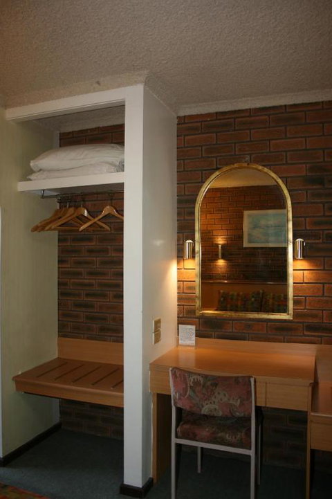 Arden Motel - Accommodation Cairns 3