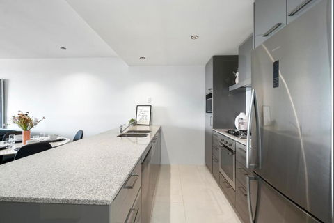 Avalon Apartments - Self Contained Apartments - Wow Stay - Accommodation Cairns 1