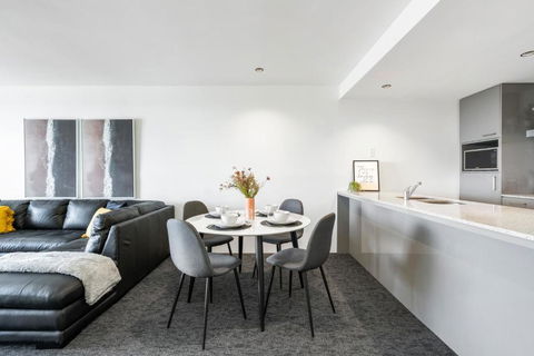 Avalon Apartments - Self Contained Apartments - Wow Stay - Accommodation Cairns 3