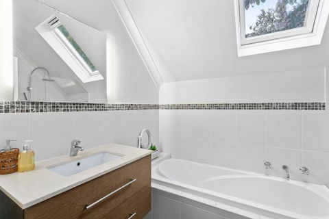 BARIS - Bariston Avenue Cremorne - Accommodation Cairns 4