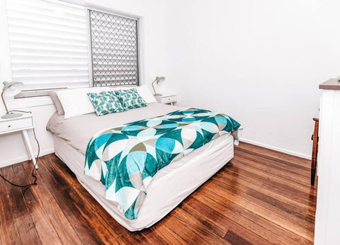 BAY PROPERTIES . Pacific Lodge - Accommodation Cairns 1