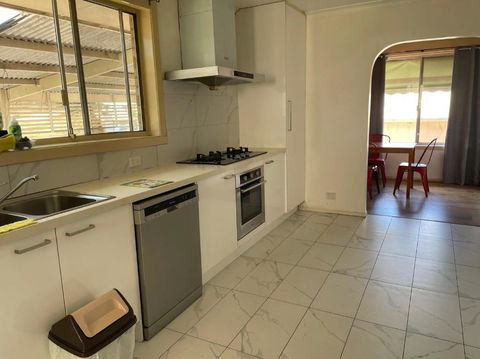 B Convenient And Livable Place For Daily Life - Accommodation Cairns 4