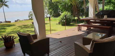 Cairns Beach House Our Oasis - Accommodation Cairns 2