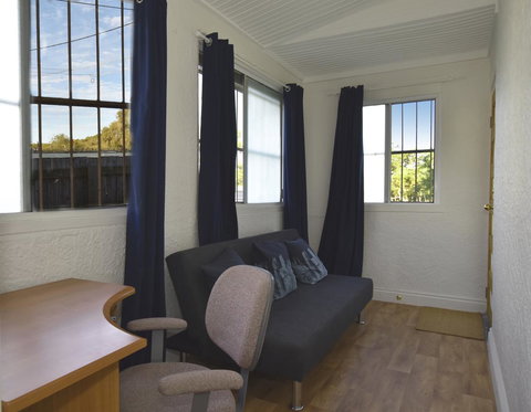 Absolute Waterfront - Accommodation Cairns 4