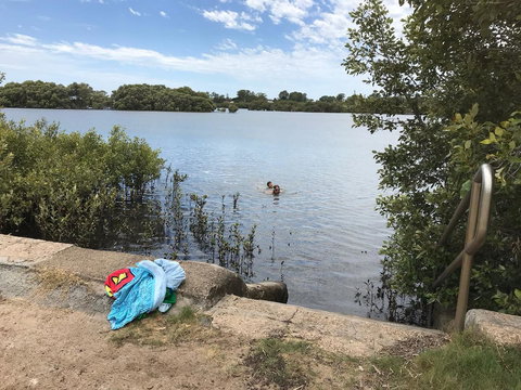 Absolute Waterfront - Accommodation Cairns 8