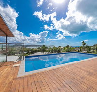 Viewpoint Holiday Home - Cannonvale - Accommodation Cairns