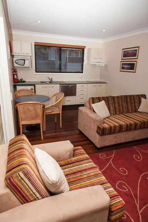 Eastgate On The Range Motel - Accommodation Cairns 10
