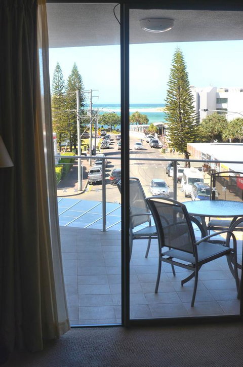U309 Ocean Views Resort - Owner Managed - Accommodation Cairns 9