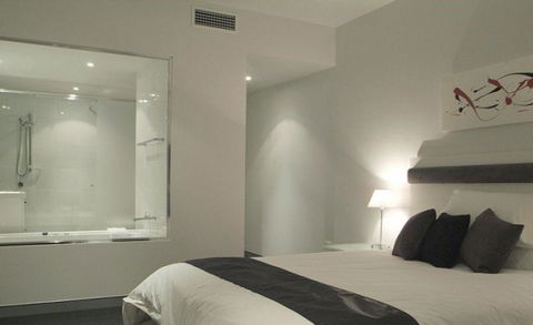 Hinchinbrook Holiday Apartments - Accommodation Cairns 7