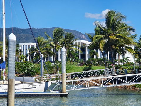 Hinchinbrook Holiday Apartments - Accommodation Cairns 29