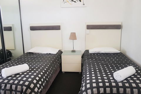 Hinchinbrook Holiday Apartments - Accommodation Cairns 12