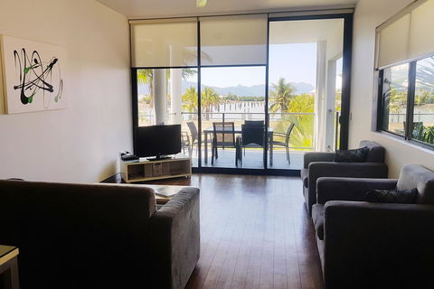 Hinchinbrook Holiday Apartments - Accommodation Cairns 4