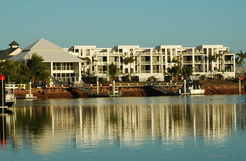 Hinchinbrook Holiday Apartments - Accommodation Cairns 0