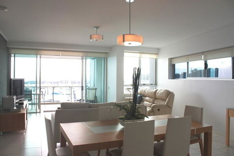 Private Seaview Apartment At Peninsula - Airlie Beach - Accommodation Cairns 7