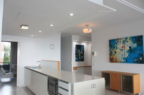 Private Seaview Apartment At Peninsula - Airlie Beach - Accommodation Cairns 5