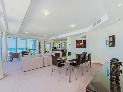 Oceana On Broadbeach - Accommodation Cairns 7