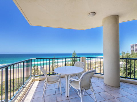 Oceana On Broadbeach - Accommodation Cairns 9