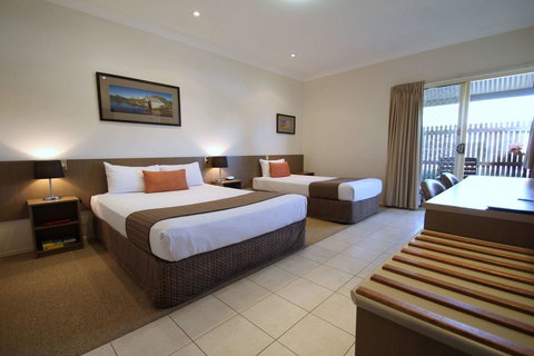 Midlander Motor Inn - Accommodation Cairns 11